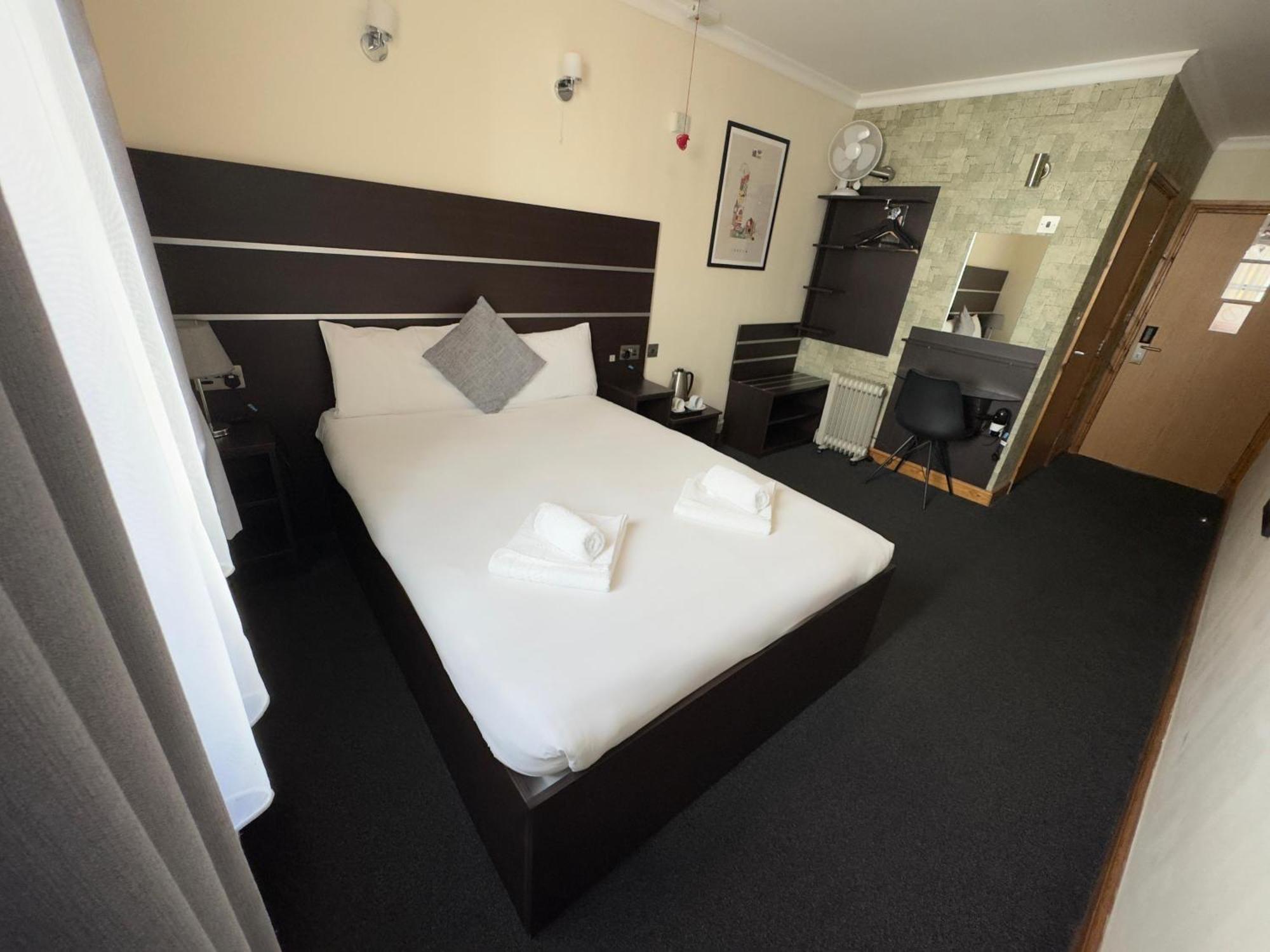 Epsilon Hotel London Bagian luar foto