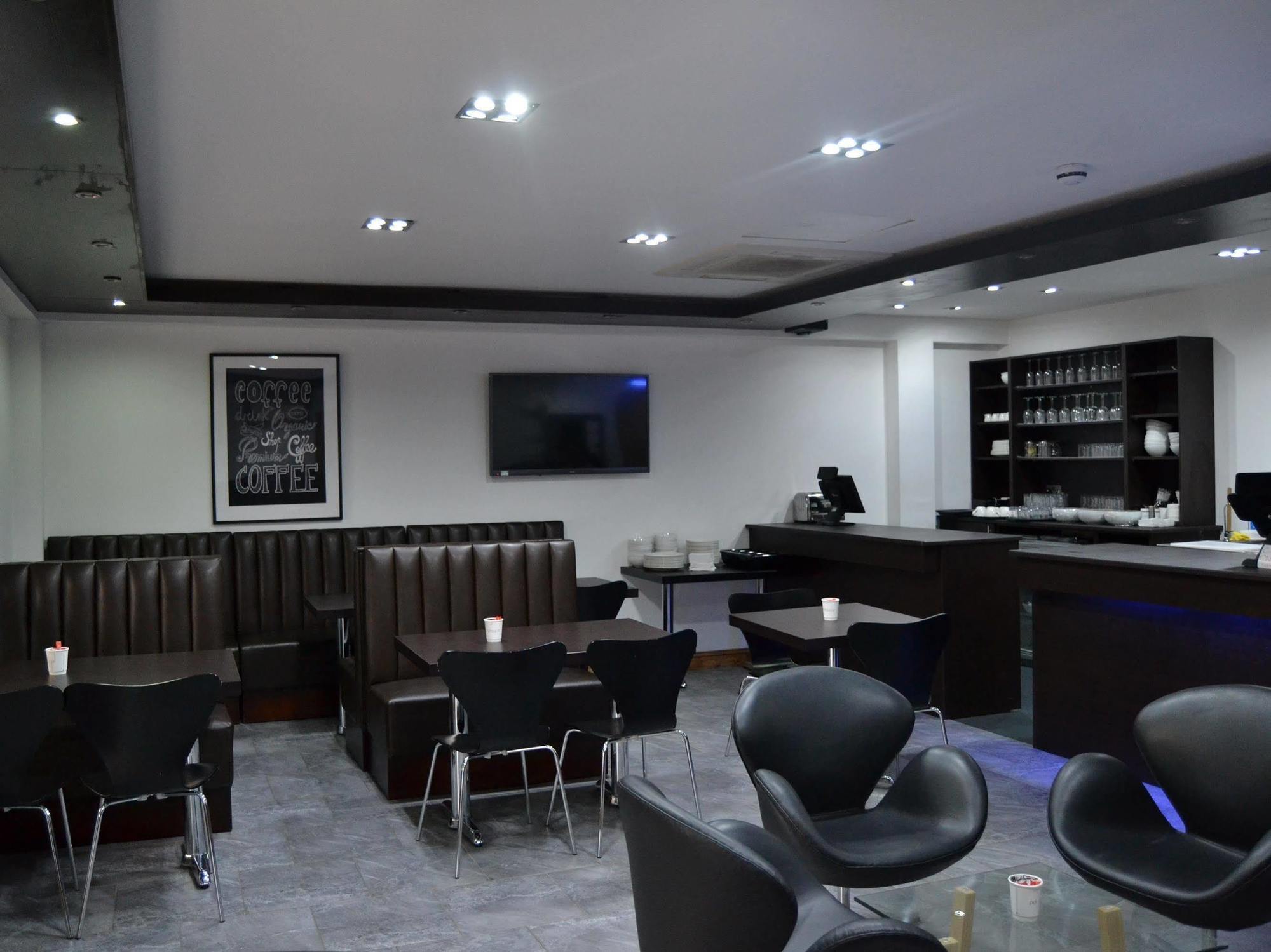 Epsilon Hotel London Bagian luar foto