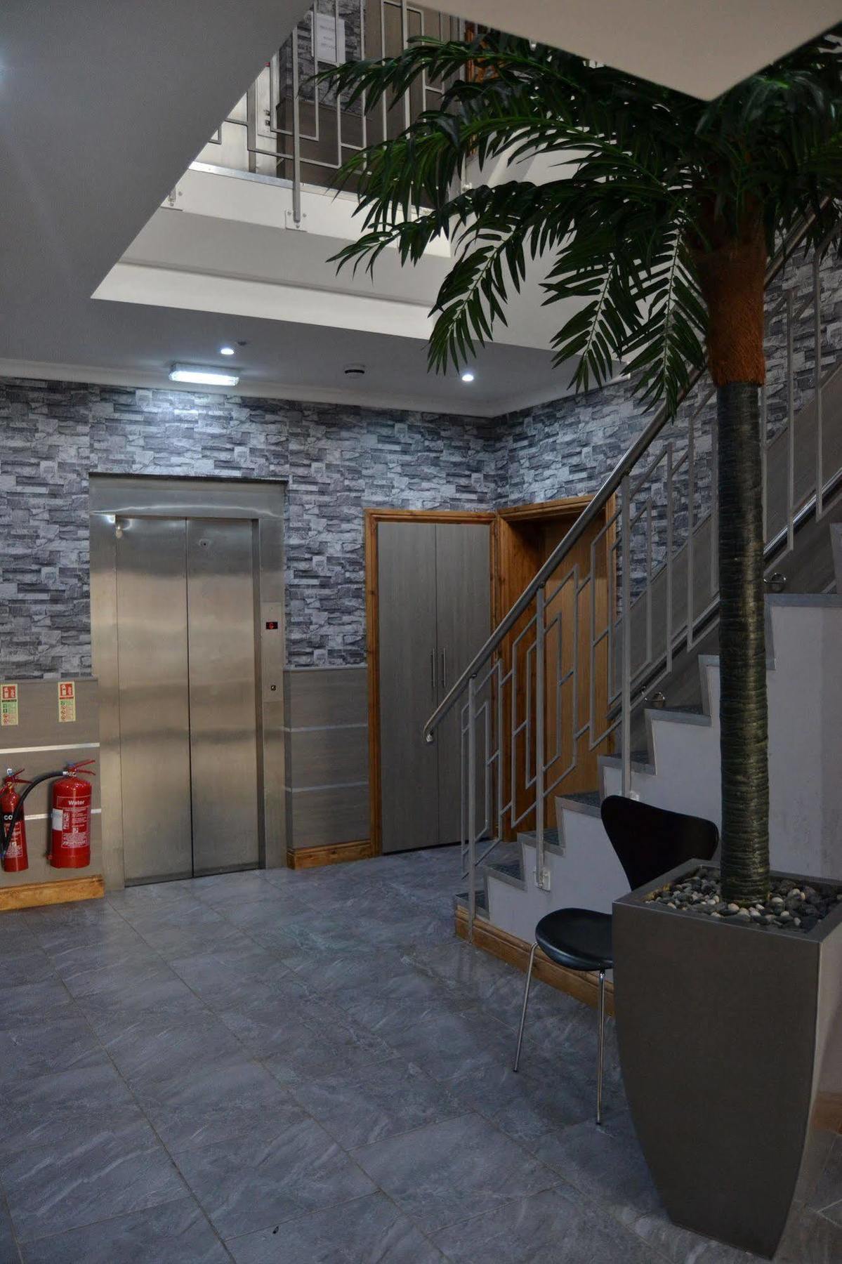 Epsilon Hotel London Bagian luar foto
